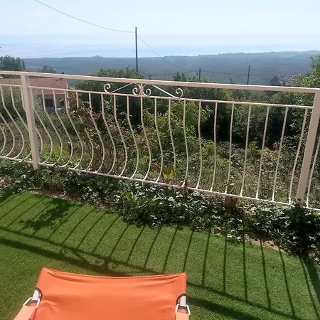 A Caserella Entièrement Rénové Avec Terrasse Et Vue Panoramique Sur Appartamento Valle-di-Campoloro