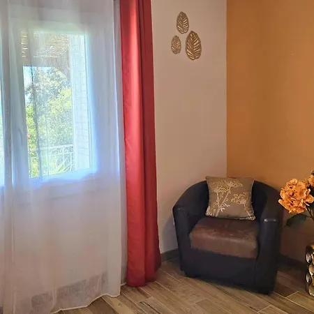Appartamento A Caserella Entièrement Rénové Avec Terrasse Et Vue Panoramique Sur Valle-di-Campoloro